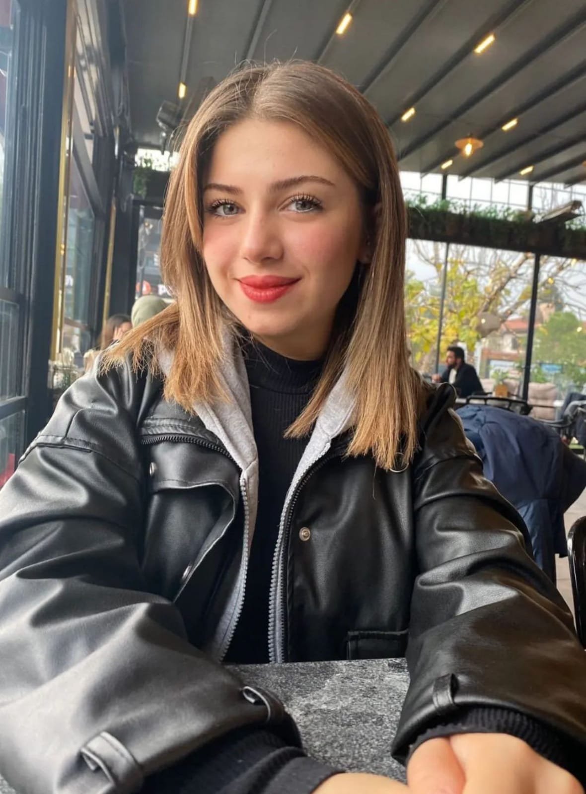 Büyükada Aşkı Tutan Kadın Bayan Escort Gizem Büyükada Aşkı Tutan Kadın Bayan Escort Gizem